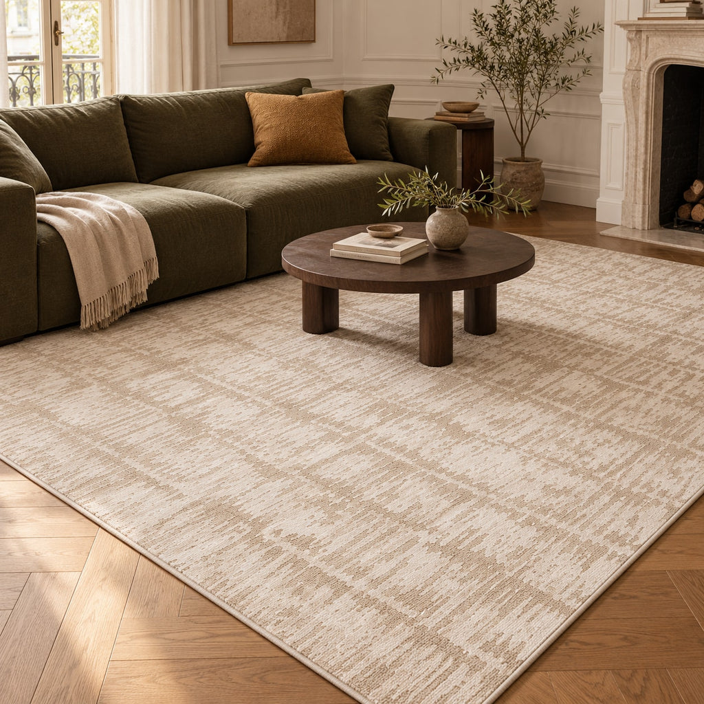 Tapis Écorce beige — dans un salon